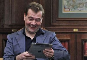 Oproti Putinovi je Medveděv z nových možností komunikace nadšen.