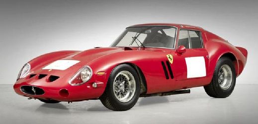 Ferrari 250 GTO, dražší auto ještě v aukci nebylo.