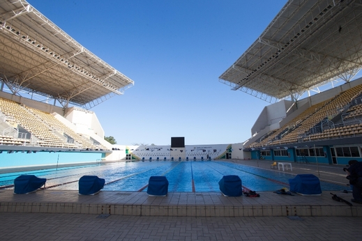 Plavecký bazén má být dokončen do konce tohoto roku.