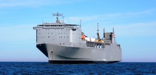Speciální loď Cape Ray.