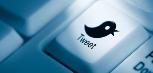 Uživatelé Twitteru nově automaticky uvidí favorizované tweety od cizích lidí.