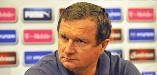 Reprezentační trenér Pavel Vrba dokázal, že se nebojí ani netradičních nefotbalových výzev.