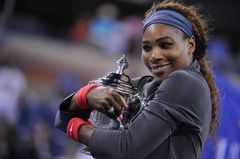 Domácí tenistka Serena Williamsová obhajuje loňský titul.