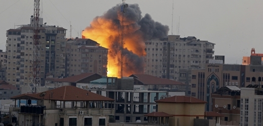 Náletu podlehl třináctipatrový dům v Gaze.