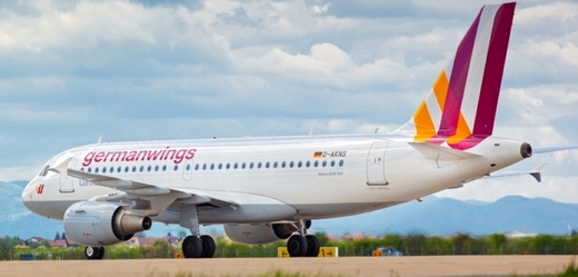 Letadlo nízkonákladových aerolinek Germanwings, dceřiné společnosti Lufthansy.