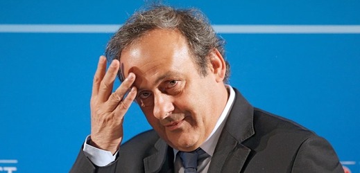Šéf Evropské fotbalové unie Michel Platini zavedení brankové technologie do kontinentálních klubových soutěží neplánuje. 