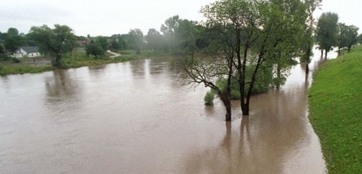 Čtyři toky v Pardubickém a Olomouckém kraji vystoupaly na první povodňový stupeň (ilustrační foto).