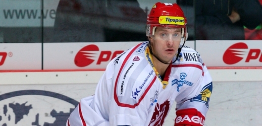 Hokejový obránce Lukáš Zíb přestoupil z Třince do Vítkovic. 