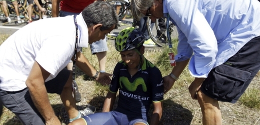 Kolumbijský cyklista Nairo Quintana po dalším pádu odstoupil z Vuelty.