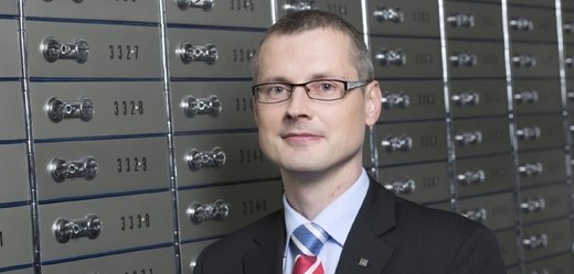 Viceguvernér České národní banky Vladimír Tomšík.