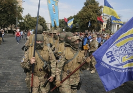 Dobrovolníci v Kyjevě, kteří se připojili k bojům proti proruským separatistům.