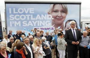 Scotland's Better Together a šéf kampaně Alistair Darling.