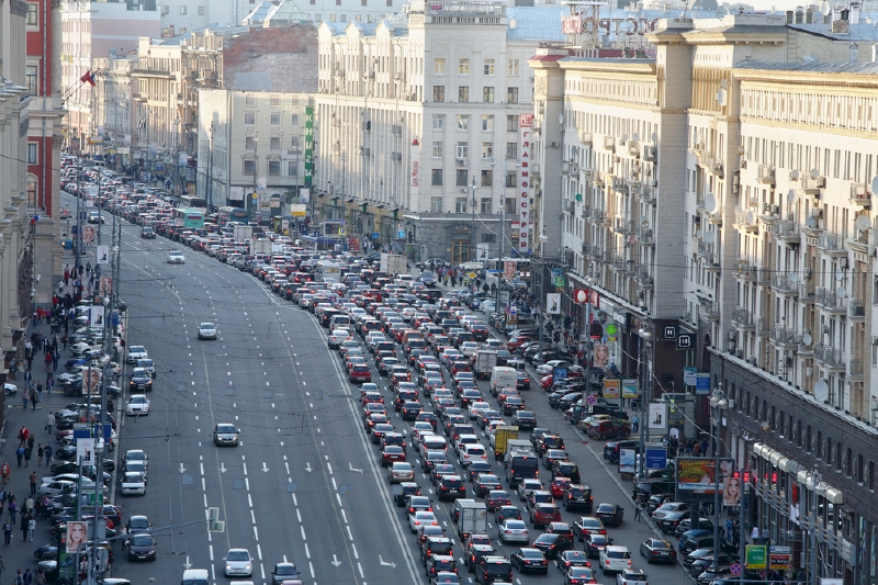 Moskva, Rusko. Tato metropole podle indexu světové dopravy Tomtom vykazuje 74procentní dopravní přetíženost. (Foto: Shutterstock/Pavel L Photo)
