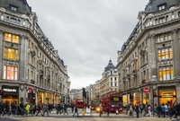 Londýn, Anglie. Podle průzkumu porovnávající ceny v 1600 světových městech je Londýn tím nejdražším. (Foto: Shutterstock.com/elenabum)