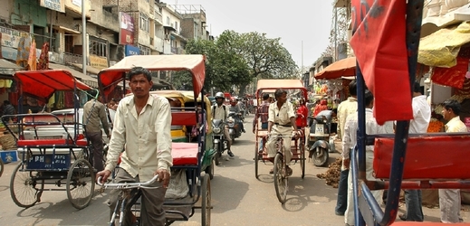 Dillí, Indie. Podle WHO je nejznečištěnějším místem světa a populace 9,9 milionu lidí mu také vynesla status nejhlučnějšího. (Foto: Shutterstock/orin)