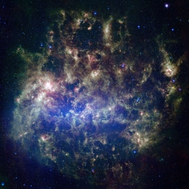 Velké Magellanovo mračno -- trpasličí galaxie obíhající Mléčnou dráhu.