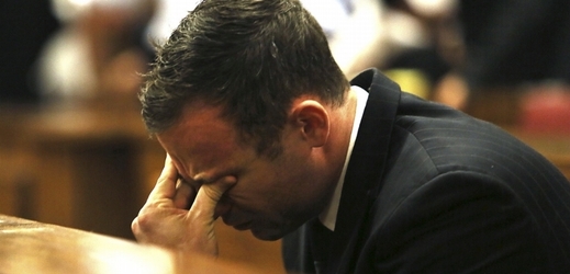 Handicapovaný sportovec Oscar Pistorius u soudu v jihoafrické Pretorii.