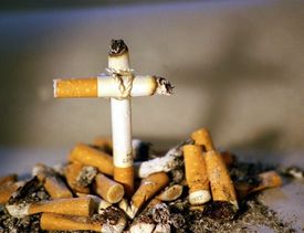 Nejčastějším faktorem vzniku plicních chorob je kouření, ročně zemře 18 tisíc Čechů (ilustrační foto).
