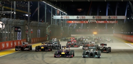 Grand Prix v Singapuru se pojede tradičně v noci.