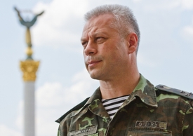 Andrij Lysenko naznačil, že nárazníková zóna začne na východě Ukrajiny vznikat až poté, co bude drdžováno vyhlášené příměří.