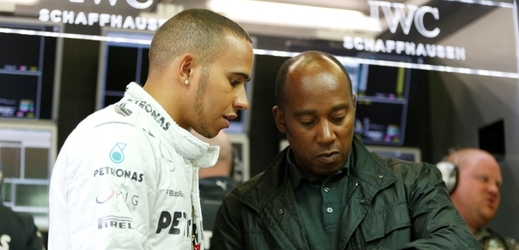 Lewis Hamilton se svým otcem Anthonym.