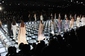 Lehké vzdušné šaty Balenciaga na příští léto. (Foto: ČTK/AP)