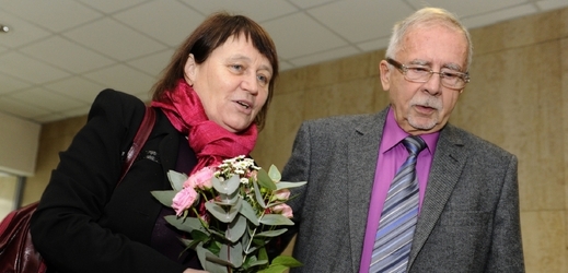 Ombudsmanka Anna Šabatová se svým zástupcem Stanislavem Křečkem.