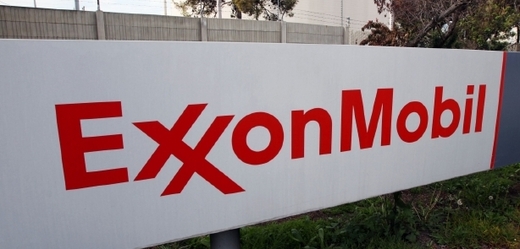 ExxonMobil pozastavuje kvůli sankcím spolupráci s Rosněftí.