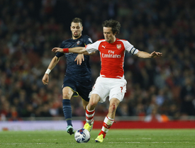 Tomáš Rosický by se mohl vrátit do sestavy Arsenalu.