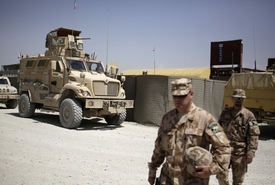 Vojenský speciál s prvními 45 vojáky už odletěl do Afghánistánu.