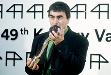 Gruzínský režisér George Ovašvili, který za film Kukuřičný ostrov získal v Karlových Varech Křišťálový glóbus.