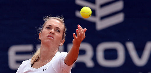 Klára Koukalová si o postup do čtvrtfinále v Linci zahraje s Marinou Erakovicovou.