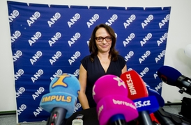 Adriana Krnáčová z hnutí ANO.