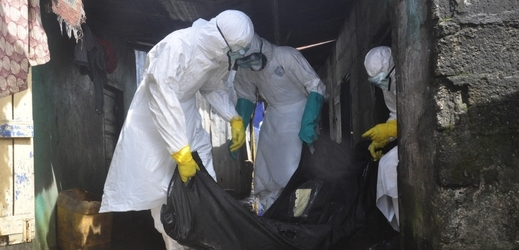 Boj s ebolou v Libérii komplikuje korupce.