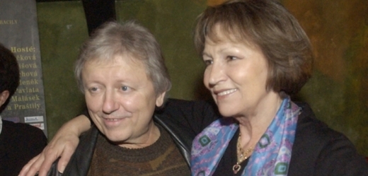 Zpěváci Václav Neckář a Marta Kubišová (2003).