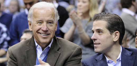 Americký viceprezident Joe Biden se svým synem Hunterem.