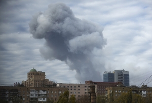 Ostřelování Doněcku z těžkých zbraní 20. října 2014.
