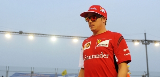 Kimi Räikkönen se trápí, v hodnocení jezdců se krčí až na dvanáctém místě.