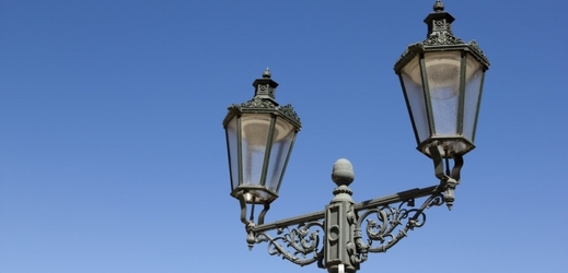 Firma se bude starat i o plynové lampy v Praze.