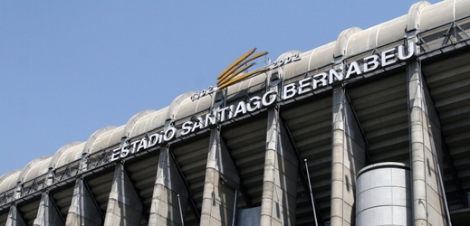 Fotbalovému Realu Madrid pomůže finančně pokrýt rozsáhlou rekonstrukci stadionu Santiaga Bernabéua investiční společnost ze Spojených arabských emirátů. 
