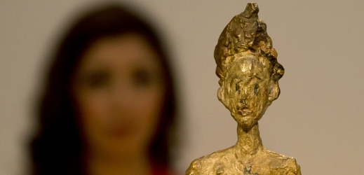 Zlatým hřebem vrcholu aukční sezony bude socha Švýcara Alberta Giacomettiho s názvem Chariot.