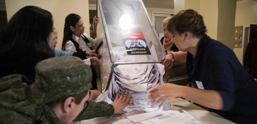 Volby v "doněcké republic" podle separatistů vyhrál Zacharčenko.