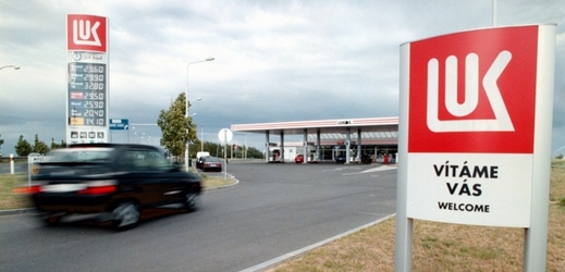 ÚOHS bude kontrolovat prodej čerpacích stanic Lukoilu.