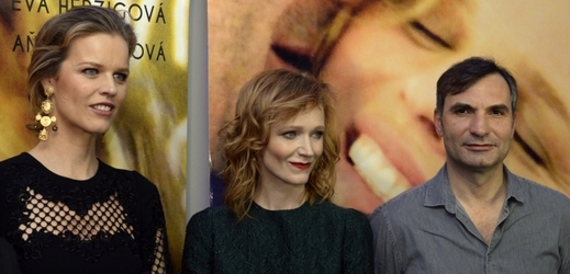 Eva Herzigová, Aňa Geislerová a Jiří Macháček si zahráli ve filmu Pohádkář.