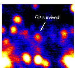 Zdroj G2 přežil těsné přiblížení k obří černé díře. Z čeho by mohl být?