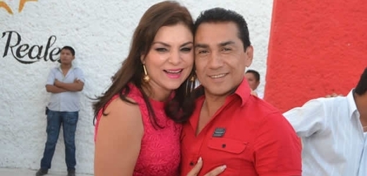 Zatčení José Luis Abarca a jeho manželka.