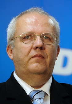 Senátor Milan Pešák.