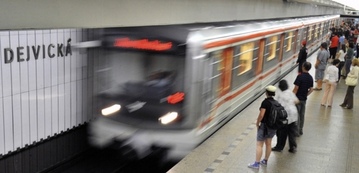 Na trase A pražského metra bude přerušen provoz.
