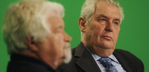 Petr Pithart (vlevo) s Milošem Zemanem.
