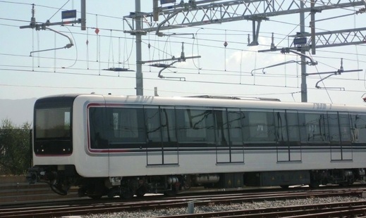 Na trase jsou používány vlaky AnsaldoBreda.